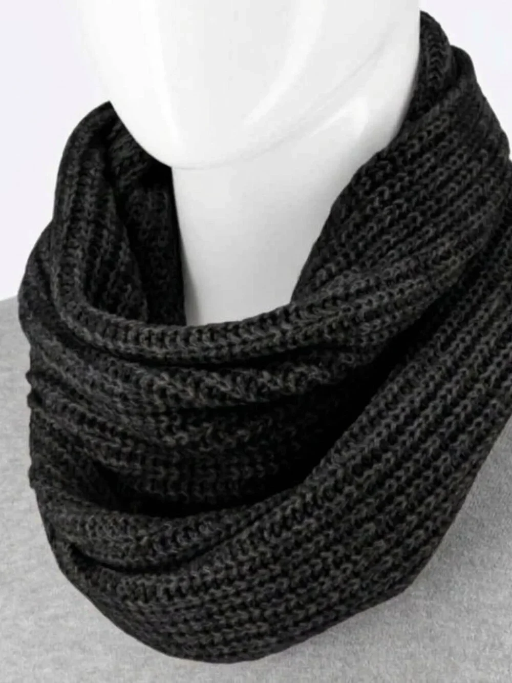 NWT Uniqlo Heattech Snood / Infinity Scarf, 411263, Black, OS, Unisex